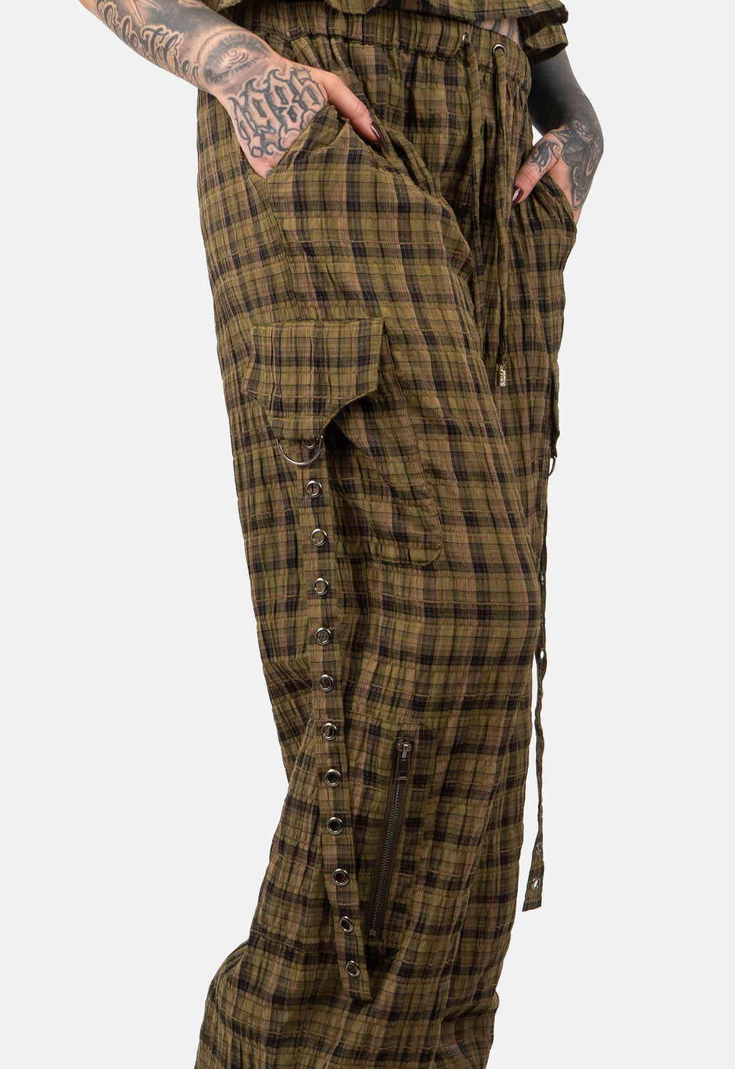 Bram Barrel Leg Cargo Trousers