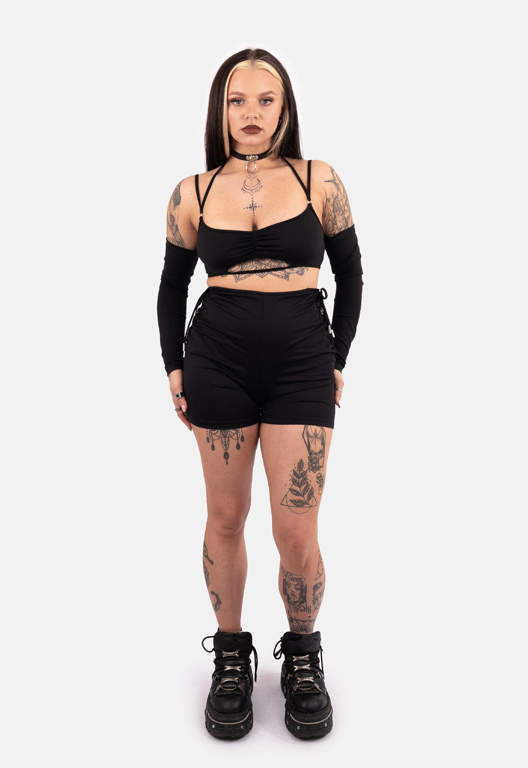 Keres Underbust Cut Out Top