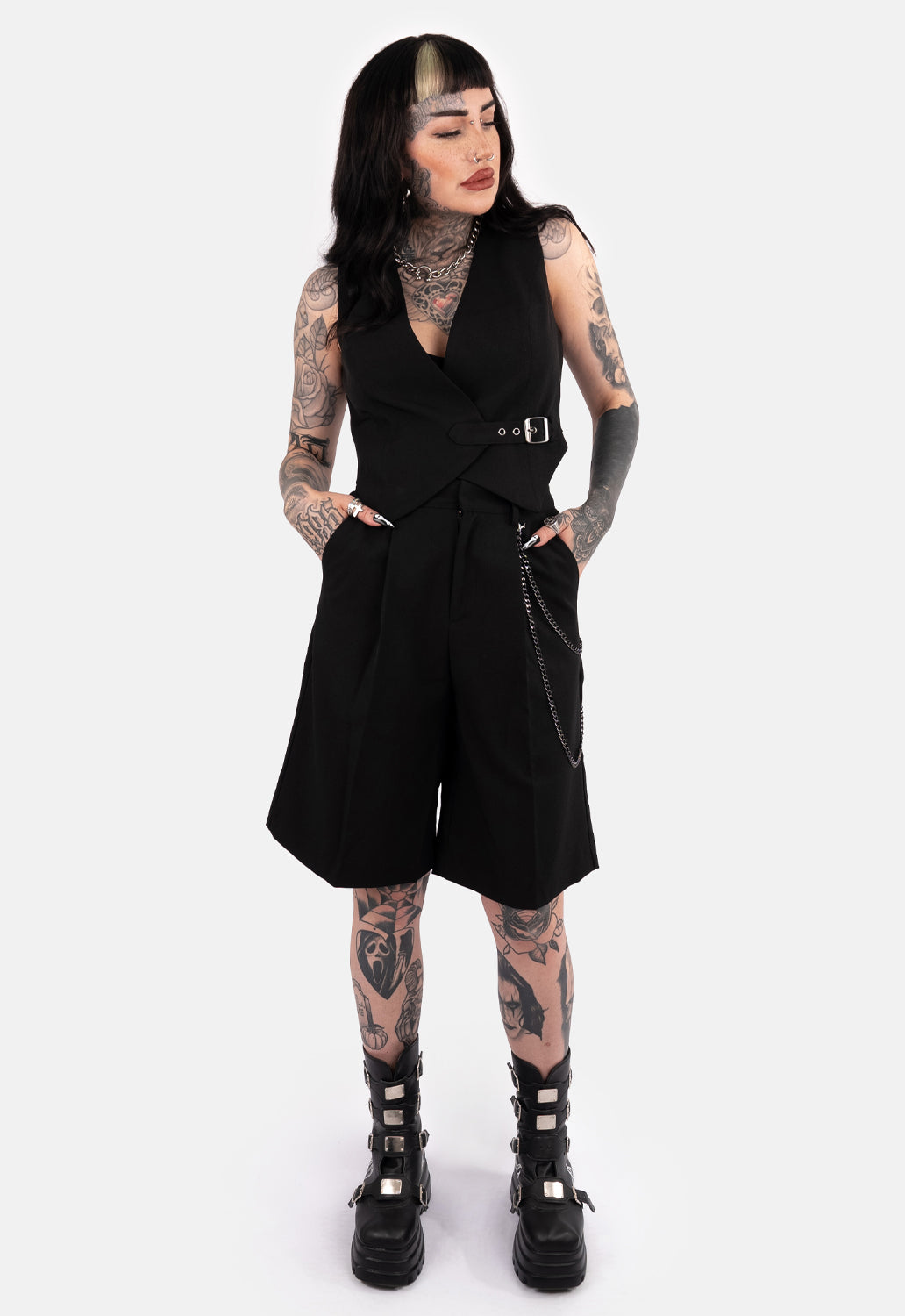 Neve Wide Leg Pleated Shorts