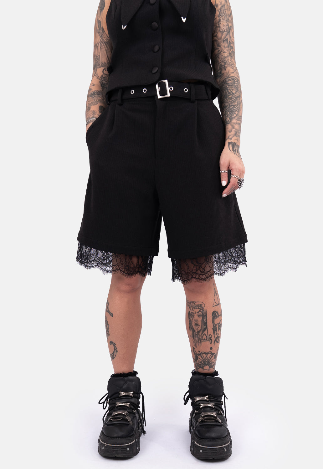 Wisteria Pleat Lace Trim Short