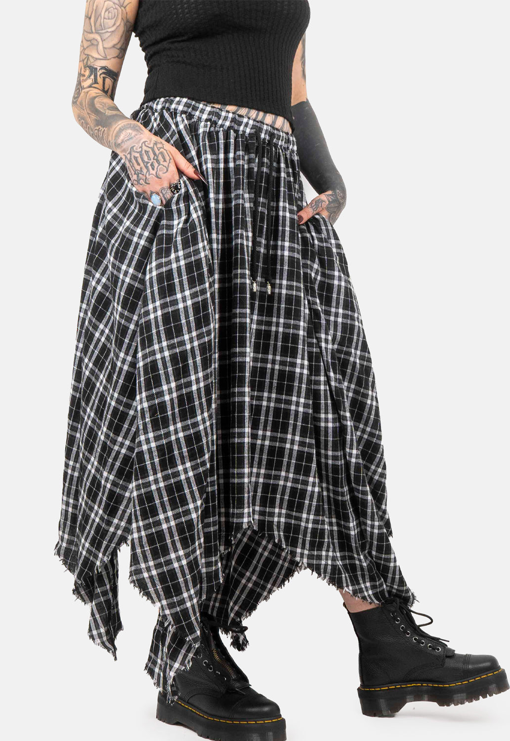 Fern Pointed Hem Maxi Skirt